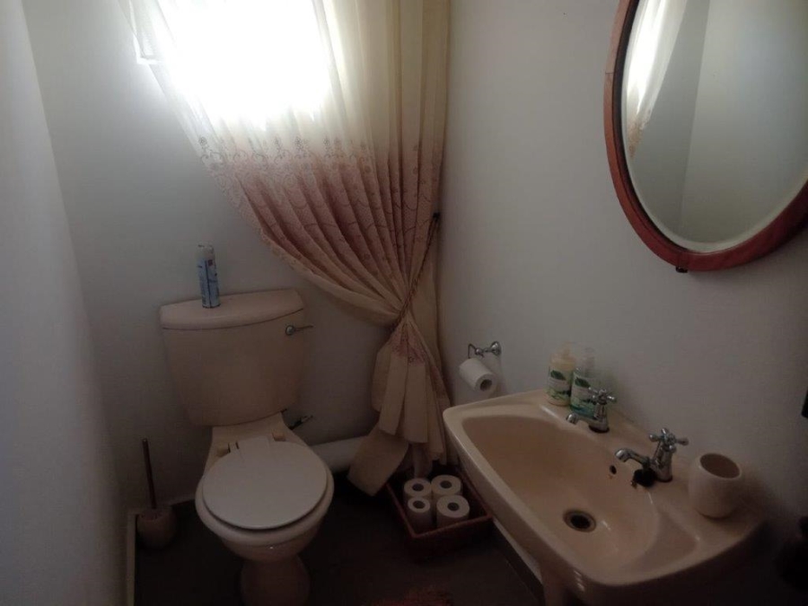 3 Bedroom Property for Sale in Wavecrest Eastern Cape